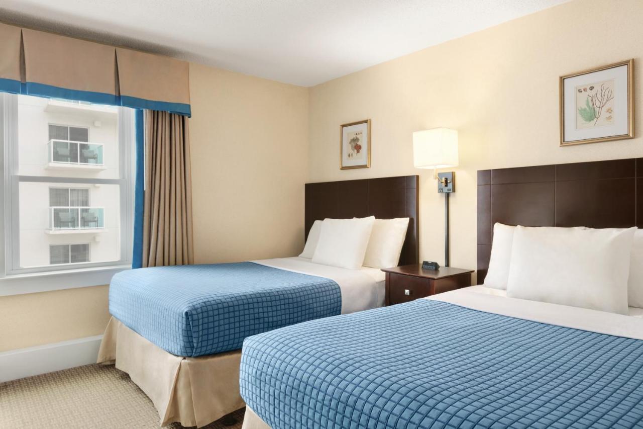 Standard Queen Room